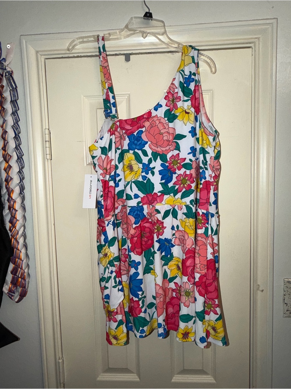 Liz Claiborne Multicolor Floral Top with Yellow, Red and Blue Accents